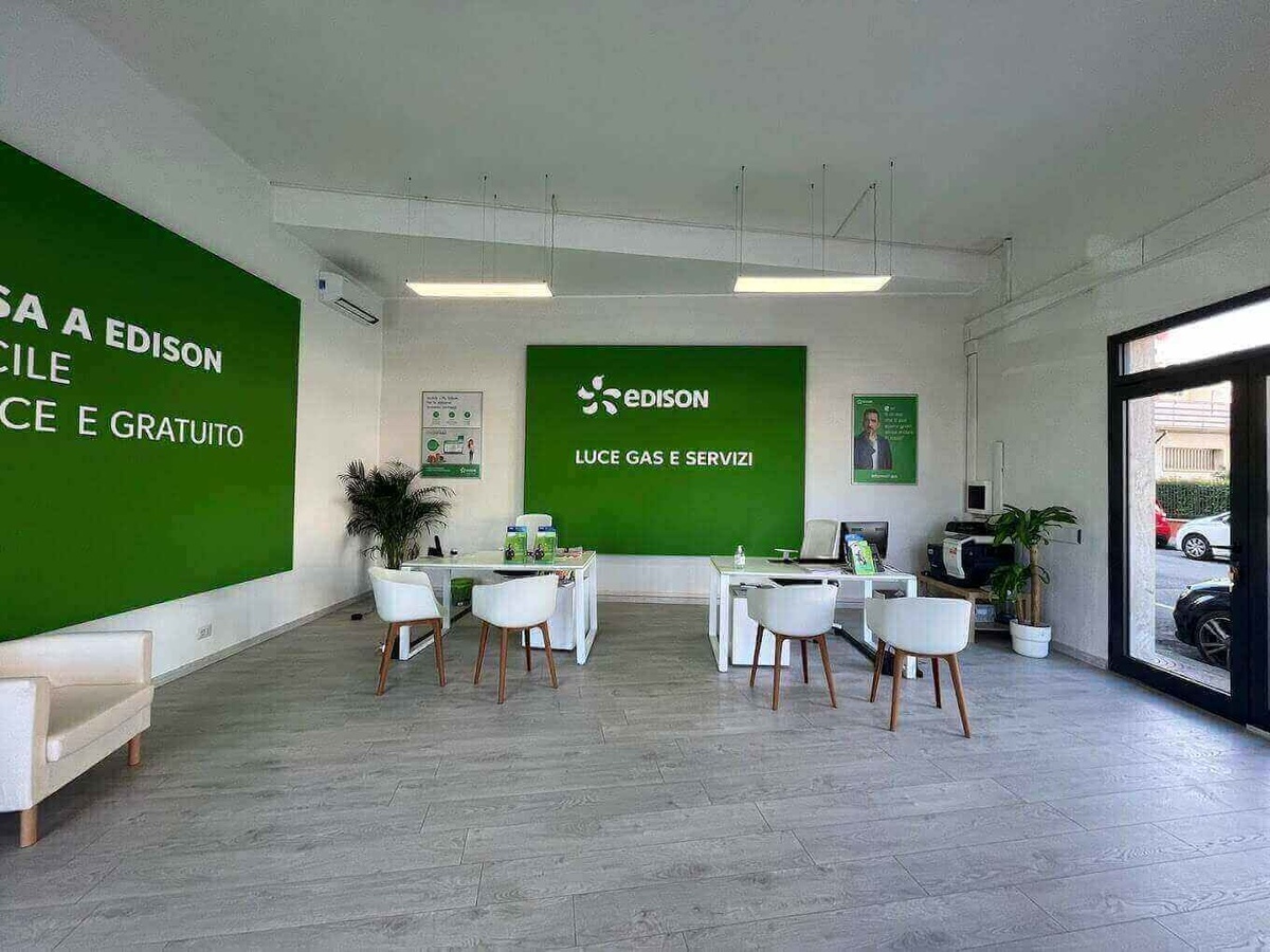 Foto di Punto Edison Prato - ies solare - Business Partner (fonte: Google)